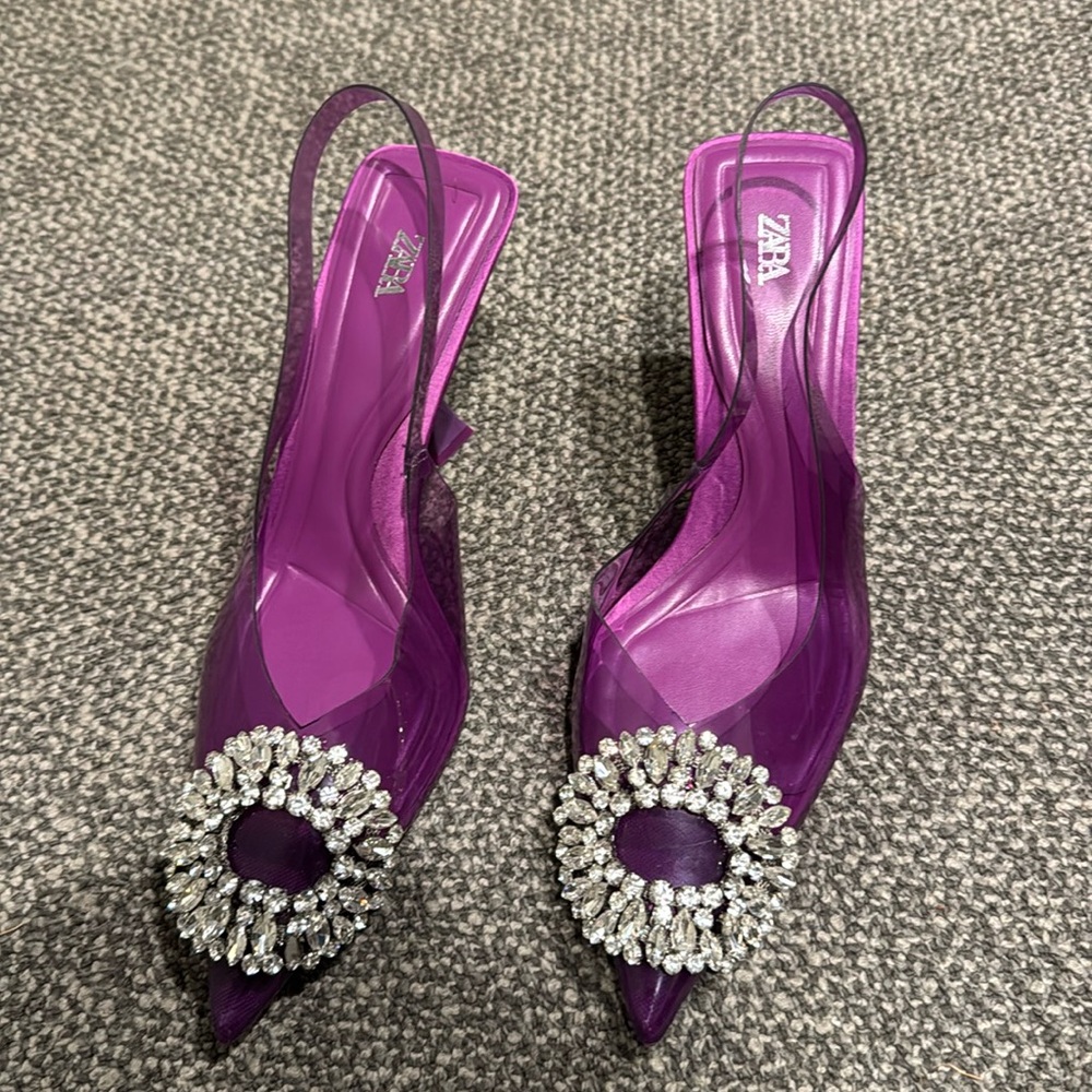 ZARA EMBELLISHED VINYL HEELED SHOES 6 1/2